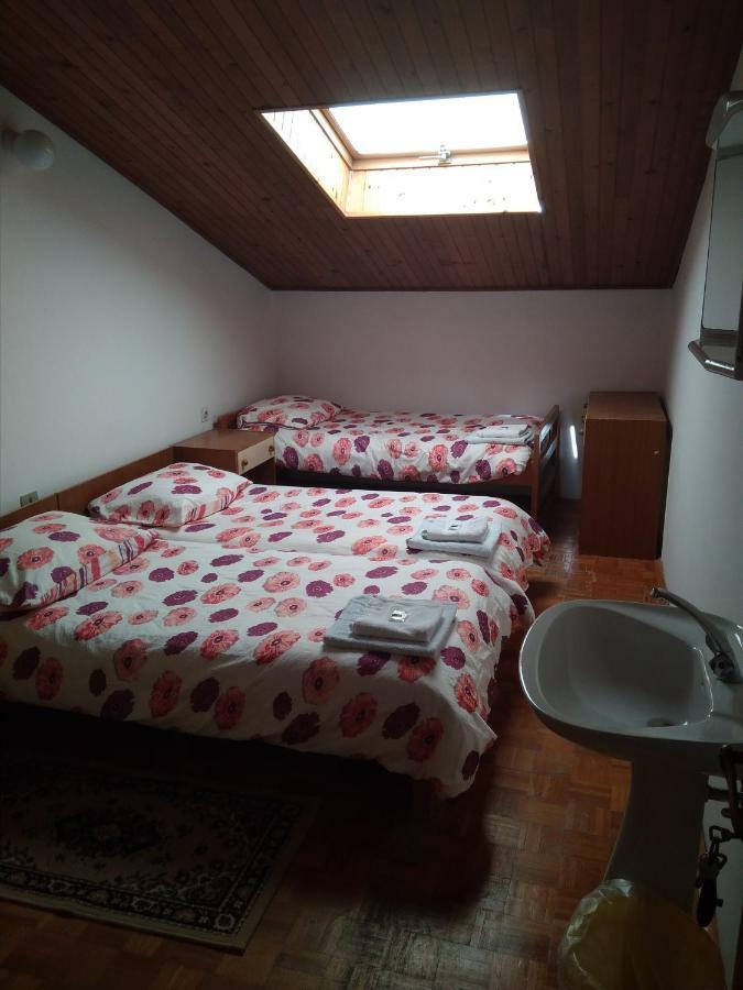 Gostisce Oddih Hotel Solkan Buitenkant foto
